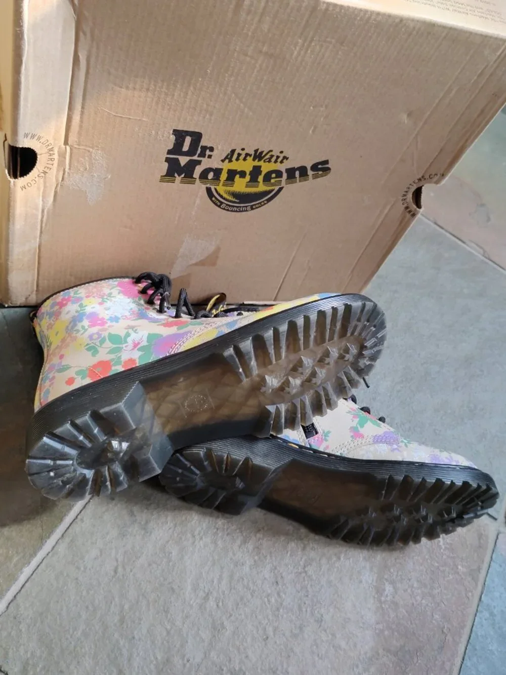 Dr. Martens Floral Boots 36 EUR